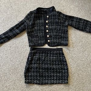Gently used skirt set
